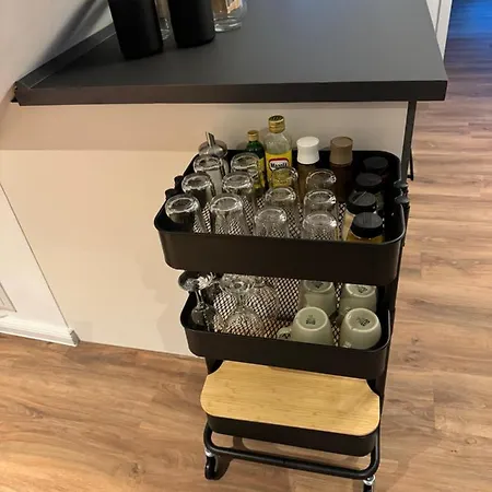 Modernes Apartment, Voll Eingerichtet Inkl Parkplatz Wlan