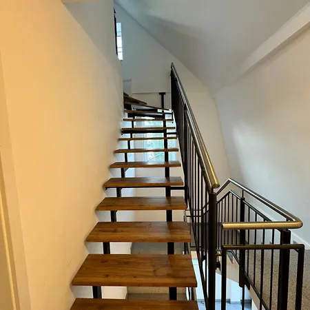 Modernes Apartment, Voll Eingerichtet Inkl Parkplatz Wlan 아파트 *