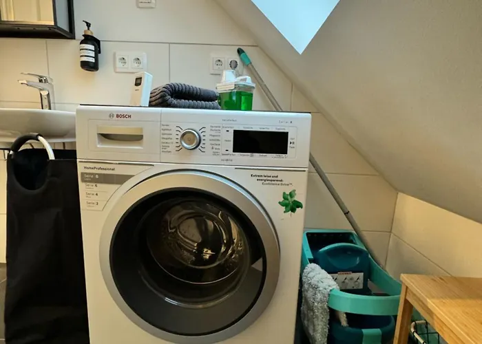 Modernes Apartment, Voll Eingerichtet Inkl Parkplatz Wlan *